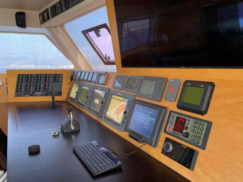 Book yachts online - catamaran - Sunreef 62 - Zimit - rent