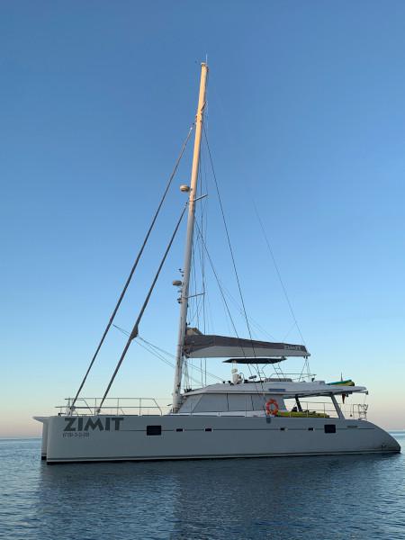 Book yachts online - catamaran - Sunreef 62 - Zimit - rent