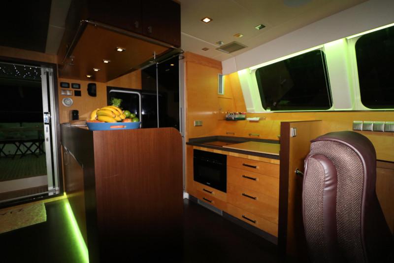 Book yachts online - catamaran - Sunreef 62 - Zimit - rent