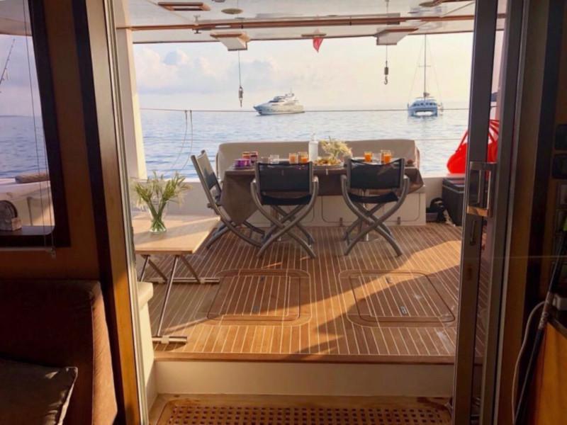 Book yachts online - catamaran - Sunreef 62 - Zimit - rent