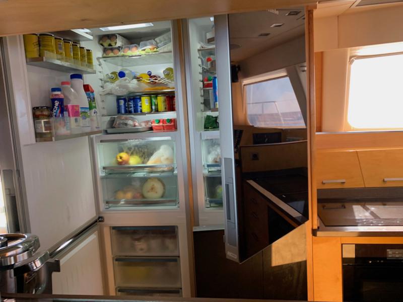 Book yachts online - catamaran - Sunreef 62 - Zimit - rent