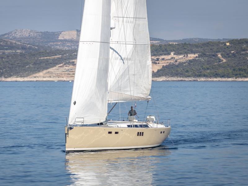 Book yachts online - sailboat - Hanse 630 - Flow - rent
