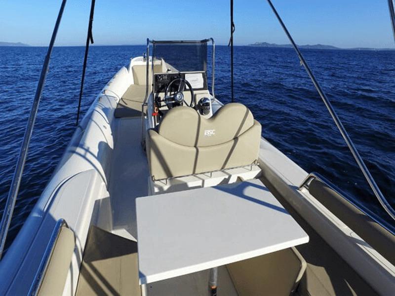 Book yachts online - motorboat - BSC 75 Classic - Menorcamar III - rent