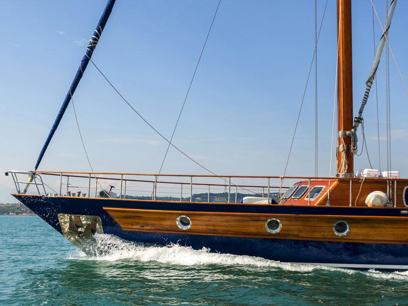 Book yachts online - other - Motor sailer - Lady Q - rent