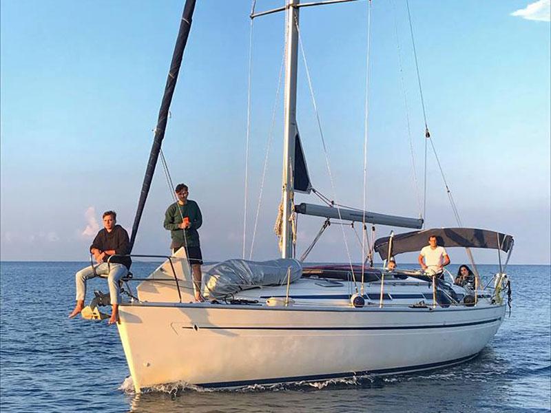 Book yachts online - sailboat - Bavaria 38 - Katerina - rent