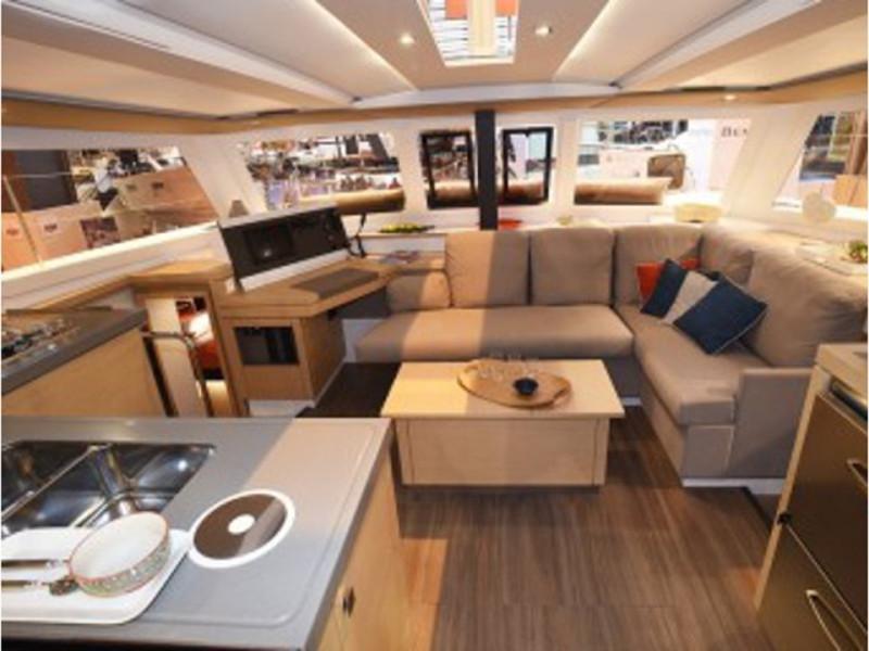 Book yachts online - catamaran - Lucia 40 - Sabai Sabai - rent