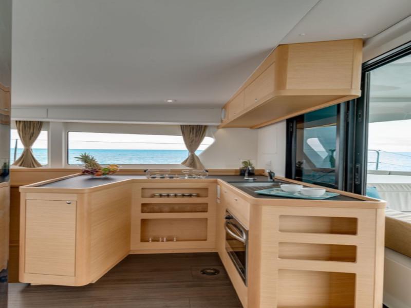 Book yachts online - catamaran - Lagoon 42 - Tethys - A/C &amp; Watermaker &amp; Generator - 4+2 Cabins/4 Heads - rent