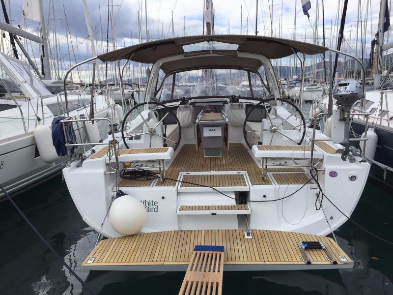 Book yachts online - sailboat - Oceanis 41.1 - White Bird   (no animals allowed) - rent