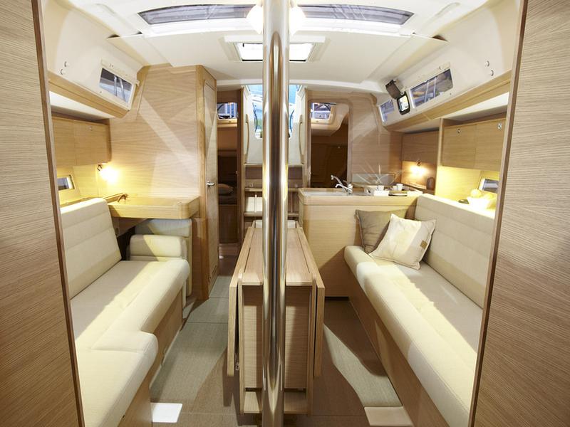 Book yachts online - sailboat - Dufour 350 - White Pearl - rent