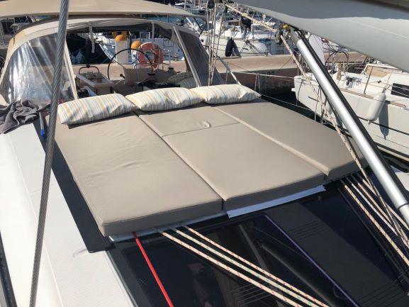 Book yachts online - sailboat - Dufour 410 Grand Large 8 - Geronimo - rent