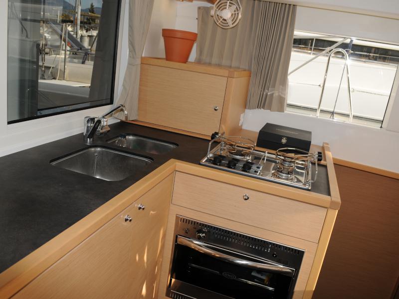 Book yachts online - catamaran - Lagoon 39 - CARPE DIEM - rent