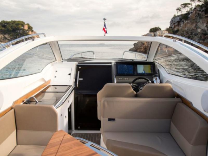 Book yachts online - motorboat - Nimbus Weekender W9 T-Top - Maly PePe - rent