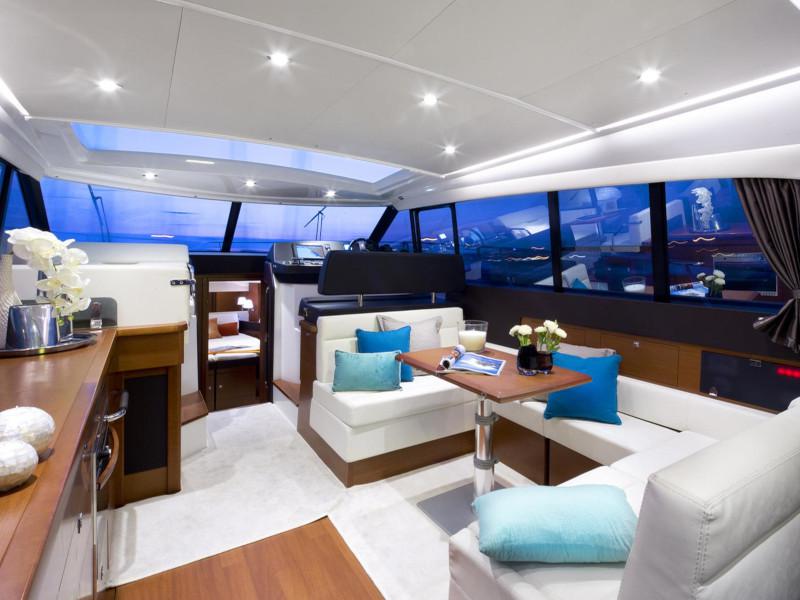 Book yachts online - motorboat - Jeanneau NC 14 - ITALIA I - rent