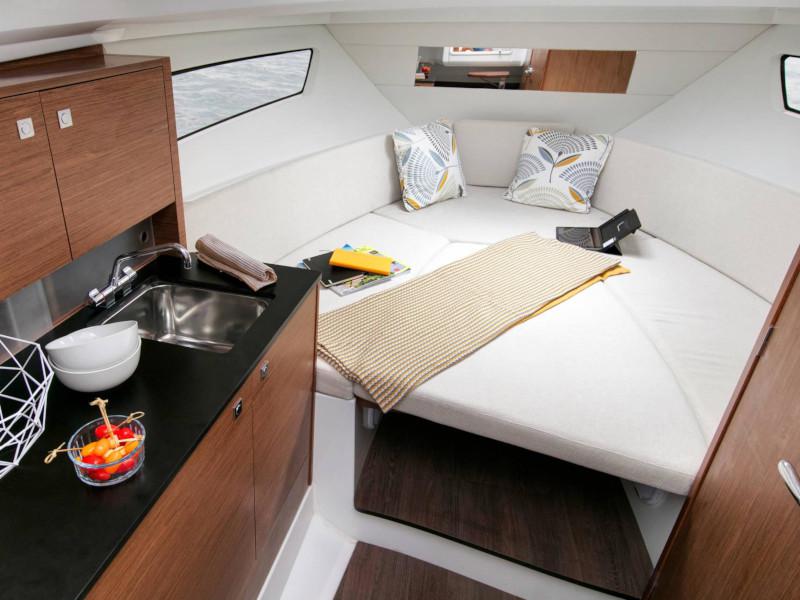 Book yachts online - motorboat - Cap Camarat 9.0 WA - ITALIA II - rent