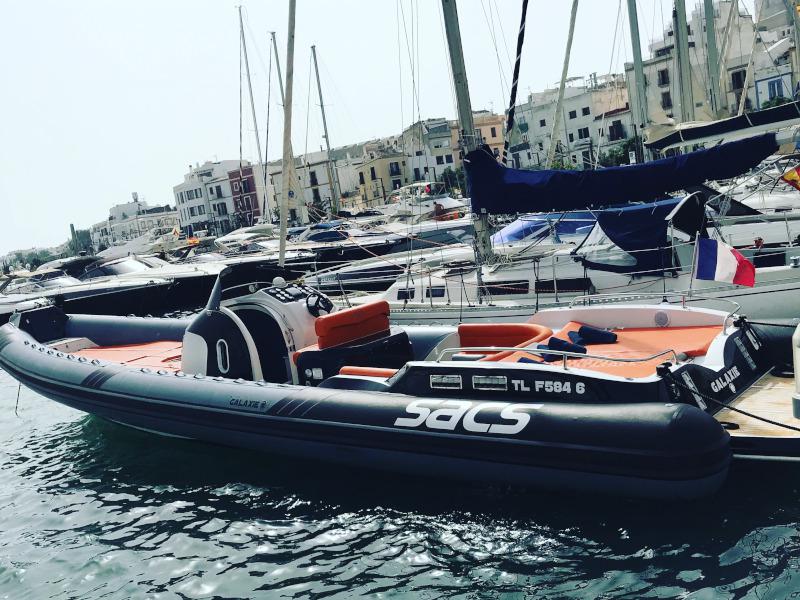 Book yachts online - motorboat - Sacs Stratos - Galaxie - rent