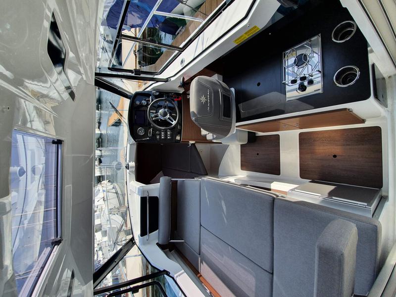 Book yachts online - motorboat - Merry Fisher 795 - Nemo - rent
