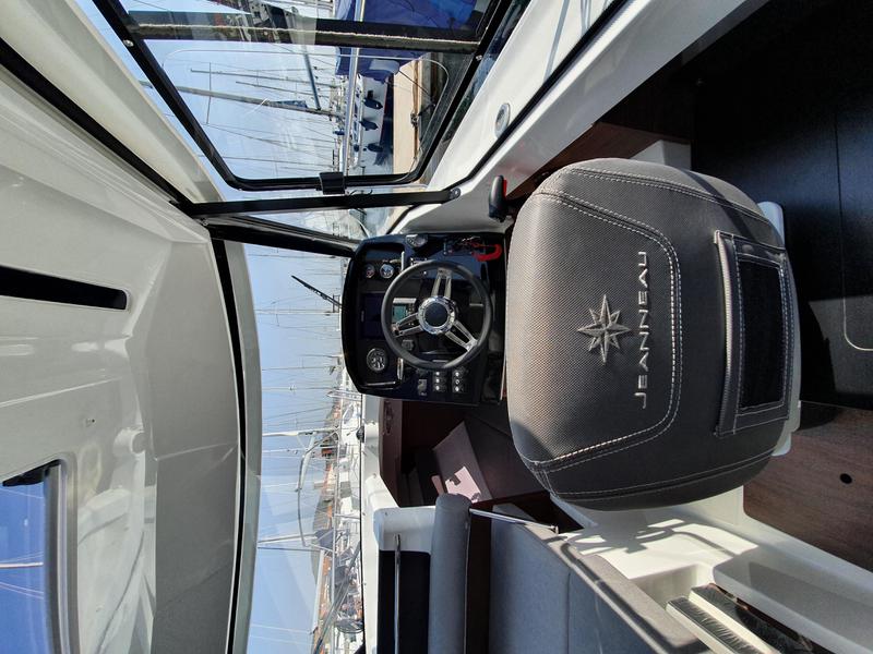 Book yachts online - motorboat - Merry Fisher 795 - Nemo - rent
