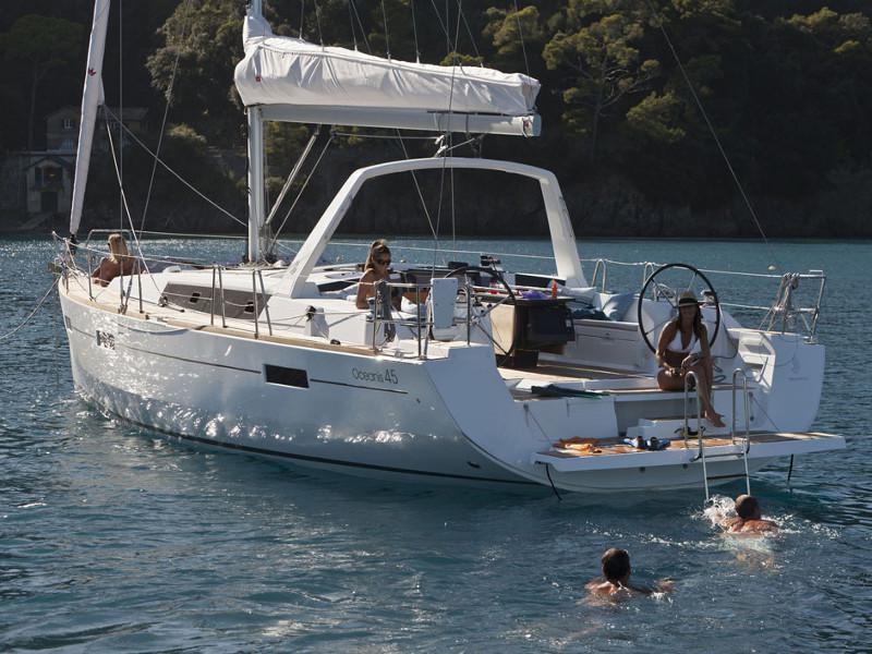 Book yachts online - sailboat - Oceanis 45 - Luna Piena - rent