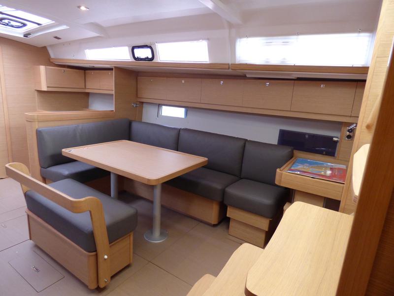 Book yachts online - sailboat - Dufour 460 Grand Large 3 cabin - Rockstar  - rent