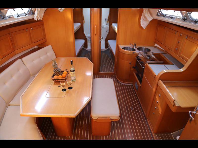 Book yachts online - sailboat - Elan 431 - Kurba mala - rent