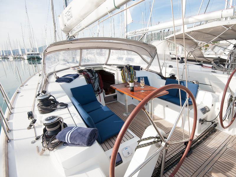Book yachts online - sailboat - Beneteau First 45 - Carmenta - rent