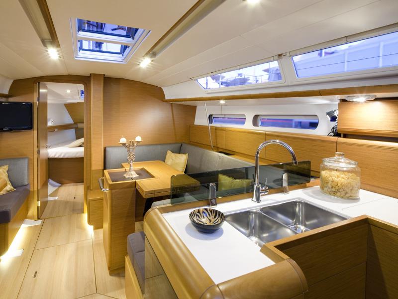 Book yachts online - sailboat - Sun Odyssey 409 - Mercann - rent