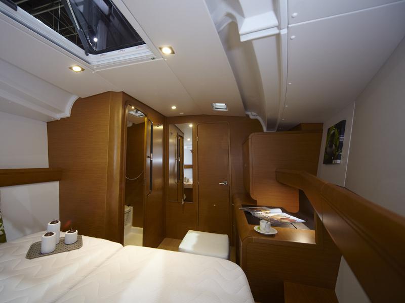 Book yachts online - sailboat - Sun Odyssey 439 - On Blue - rent
