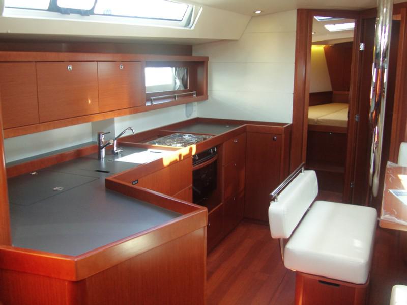 Book yachts online - sailboat - Oceanis 45 - KOS 45.5 - rent
