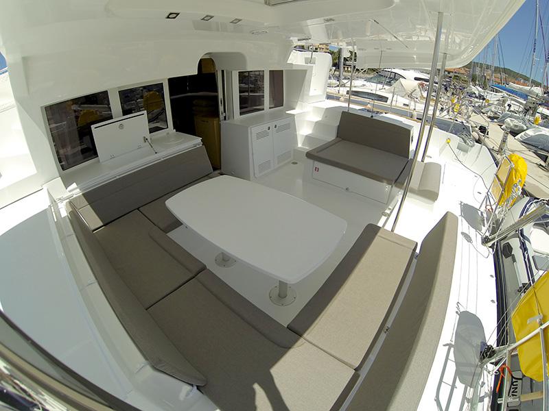 Book yachts online - catamaran - Lagoon 450 - Juraj - rent