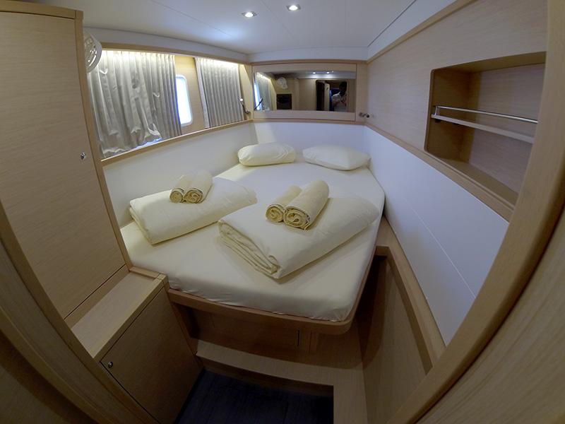 Book yachts online - catamaran - Lagoon 450 - Juraj - rent