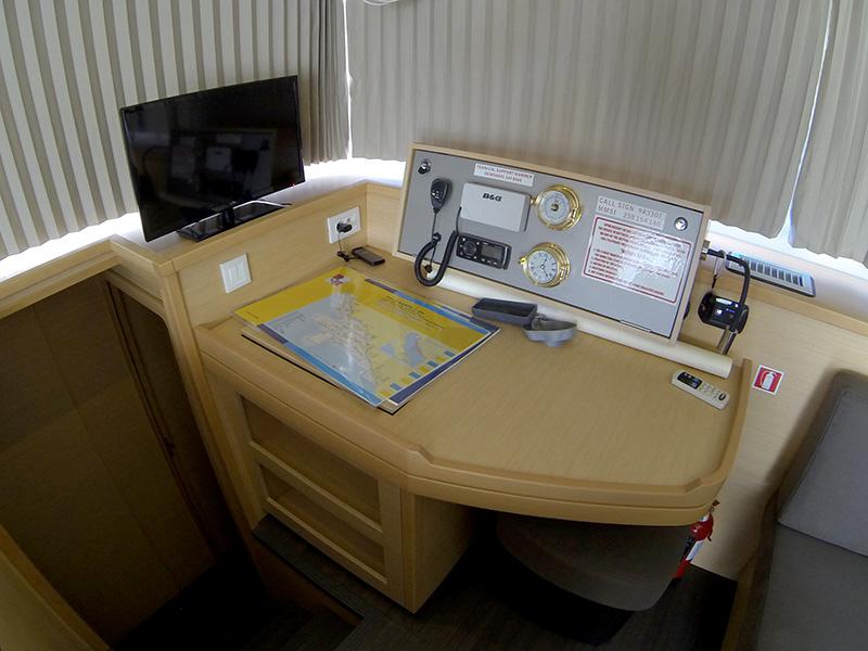 Book yachts online - catamaran - Lagoon 450 - Juraj - rent