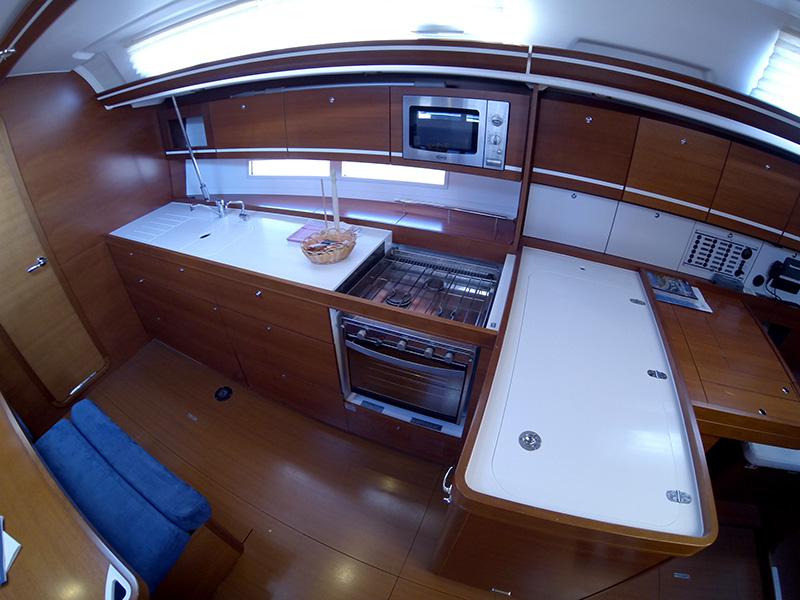 Book yachts online - sailboat - Dufour 445 GL - Secret life - BT - rent