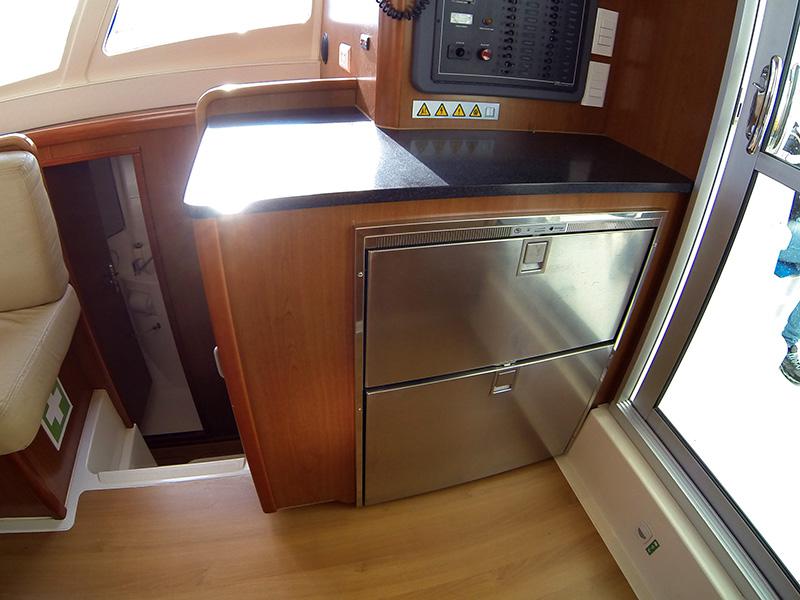 Book yachts online - catamaran - Leopard 38 - Adamus (Solar panel) - rent