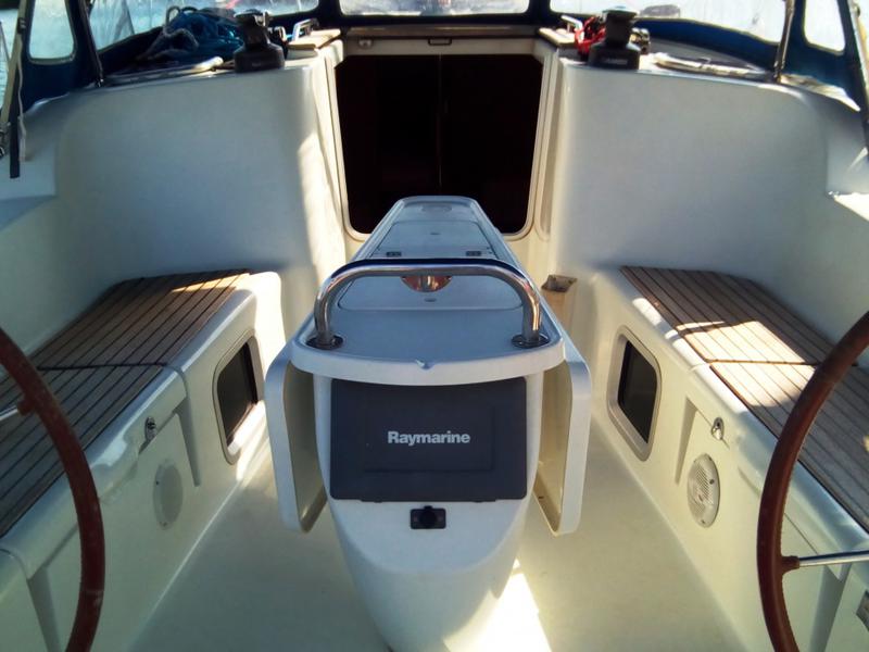 Book yachts online - sailboat - Sun Odyssey 42i _2010 - SY_2023 - rent