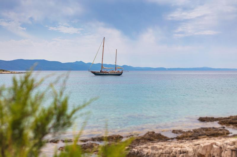 Book yachts online - other - Providenca - Providenca - rent