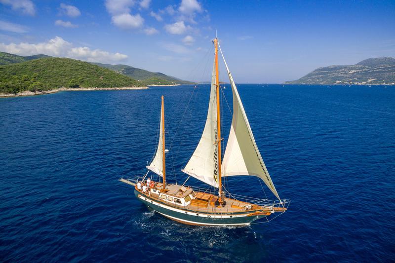 Book yachts online - other - Providenca - Providenca - rent