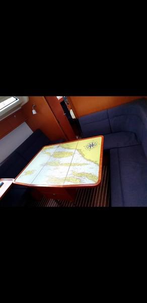 Book yachts online - sailboat - Bavaria Cruiser 37 - AURORA - rent