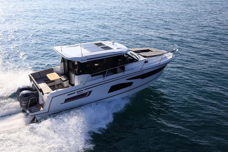 Book yachts online - motorboat - Jeanneau Merry Fisher 1095 - Blue Star - rent