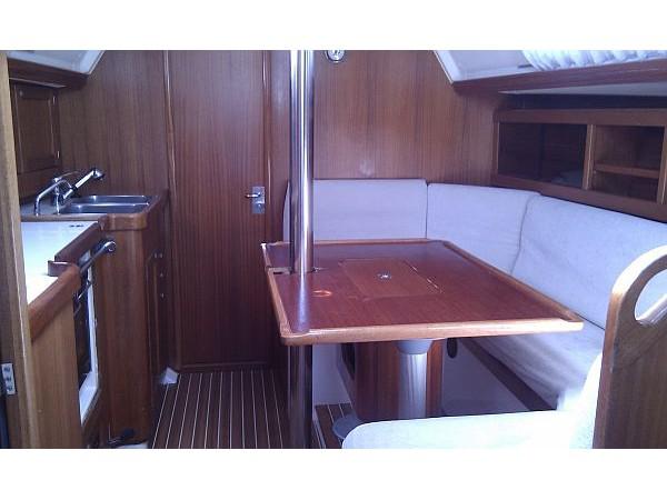 Book yachts online - sailboat - Elan 36 - Maja-sails 2016 - rent