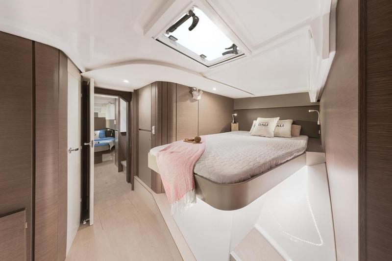 Book yachts online - catamaran - Bali Catspace - Moje sunce - rent