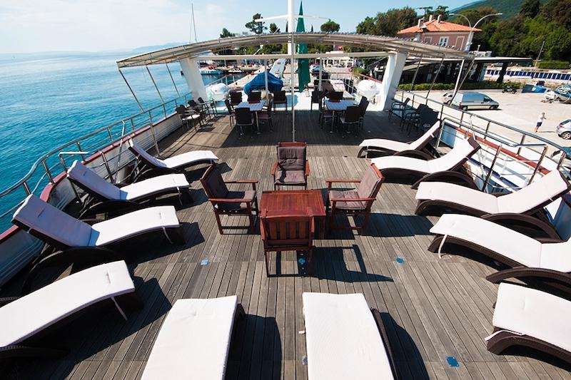 Book yachts online - motorboat - Motoryacht Lupus Mare - Lupus Mare - rent