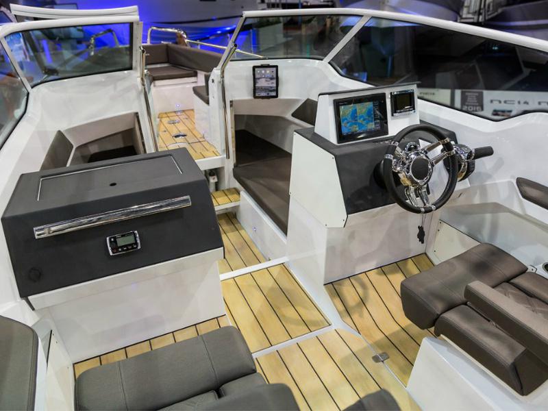 Book yachts online - motorboat - Axopar 24 HT - BALKUN - rent
