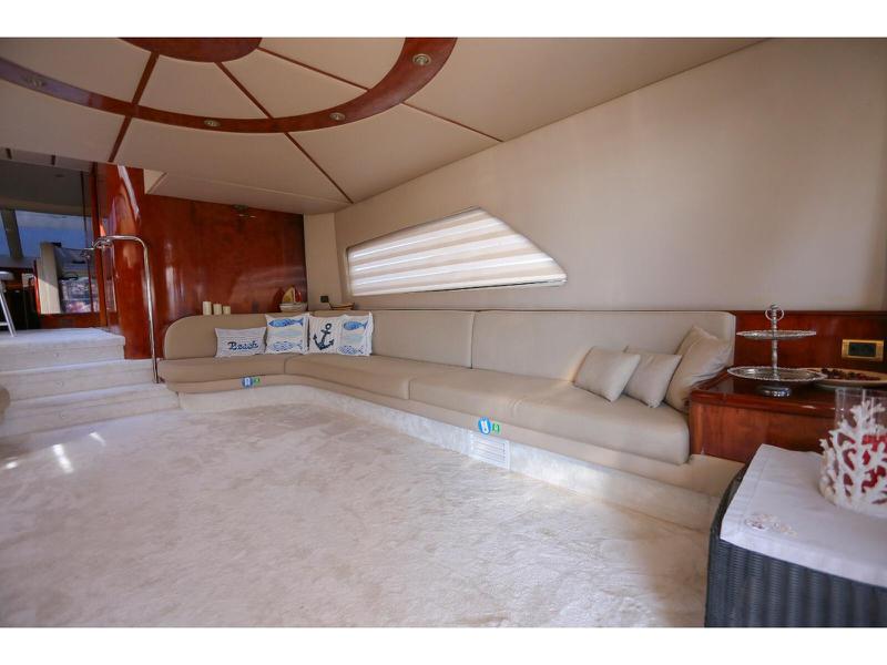 Book yachts online - motorboat - Bilgin 28 - 28M Deluxe Bilgin Motoryacht  - rent