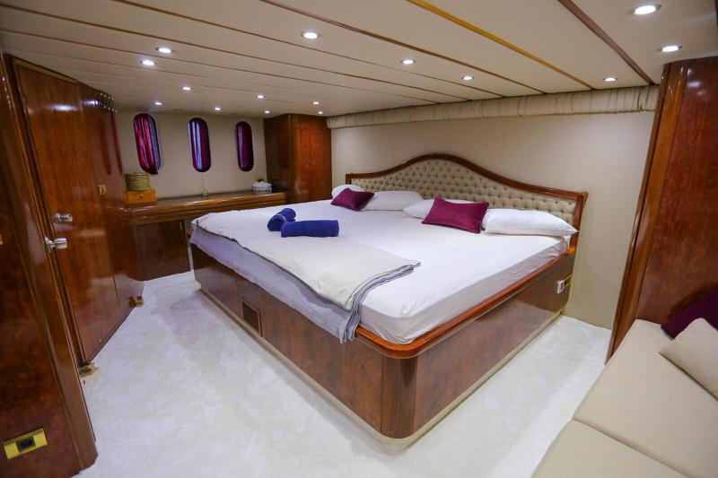 Book yachts online - motorboat - Bilgin 28 - 28M Deluxe Bilgin Motoryacht  - rent