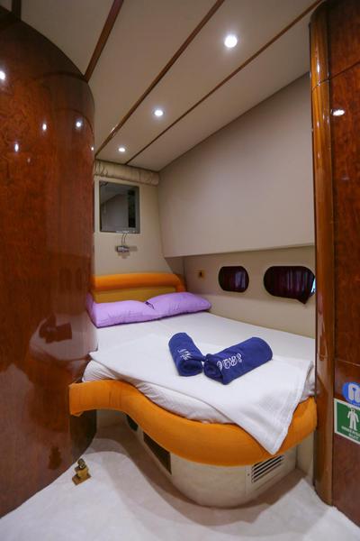 Book yachts online - motorboat - Bilgin 28 - 28M Deluxe Bilgin Motoryacht  - rent