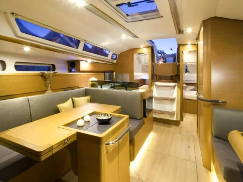 Book yachts online - sailboat - Sun Odyssey 439 - Rascal - rent