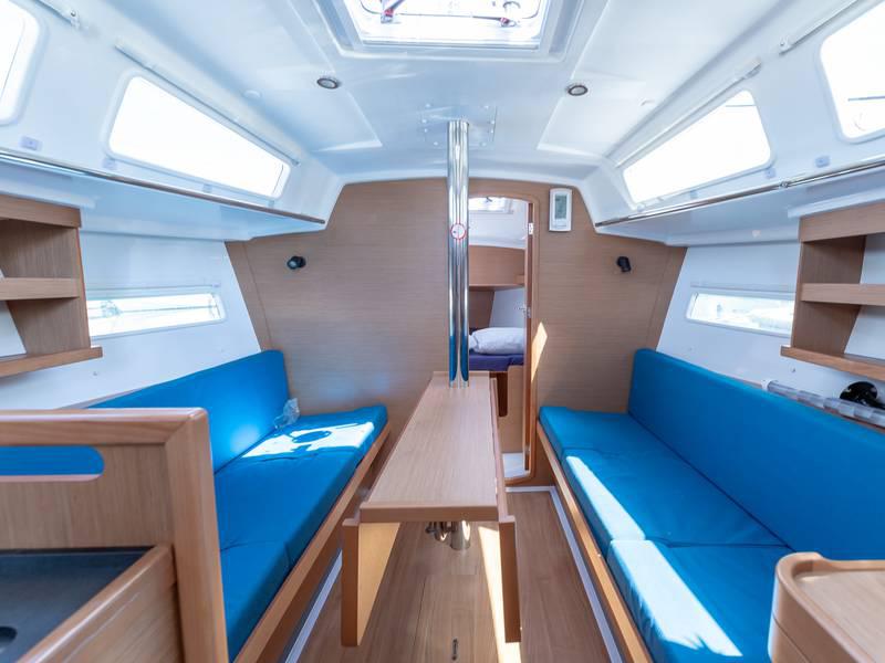 Book yachts online - sailboat - Sun Odyssey 319 - Moké - rent