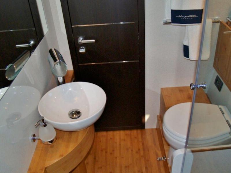 Book yachts online - motorboat - Blu Martin 48 Ht - Blu Martin 48 ST - rent