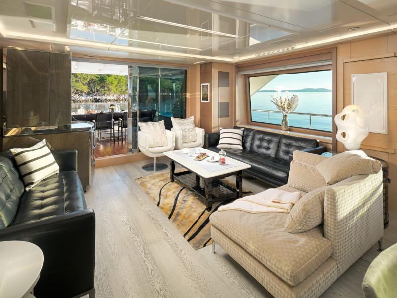 Book yachts online - motorboat - Delfino 93 - Ocean Drive - rent