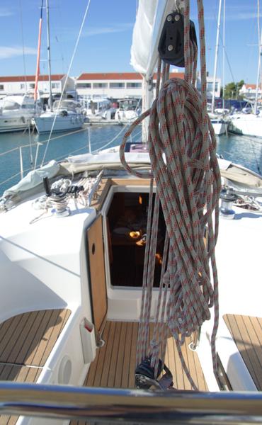 Book yachts online - sailboat - Bavaria Cruiser 32 - Cessar - rent